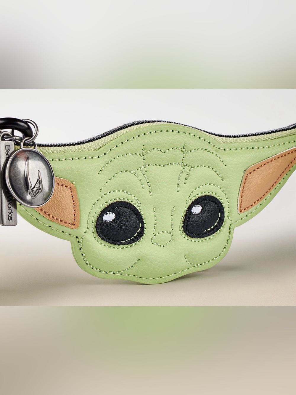 Bath and body works Grogu coin purse - Picture 2 of 3